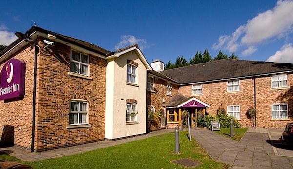 Premier Inn Wrexham North (A483) hotel