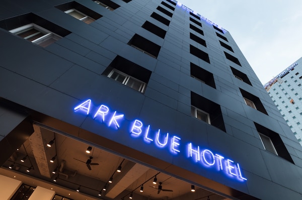 Ark Blue