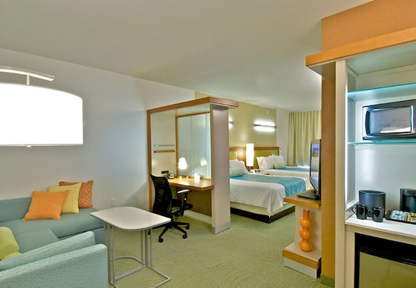 SpringHill Suites by Marriott Anchorage University Lake