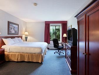 Baymont Inn and Suites Indianapolis Airport - Plainfield