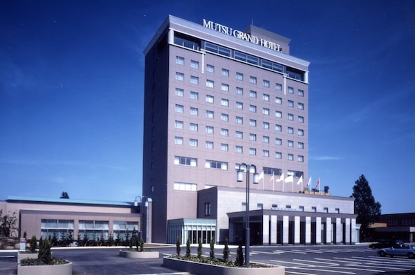 Mutsu Grand Hotel