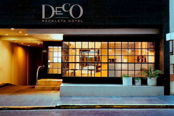 DecO Recoleta Hotel