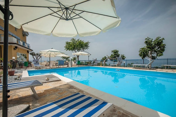 Hotel Piccolo Mondo Oasis Mediterráneo