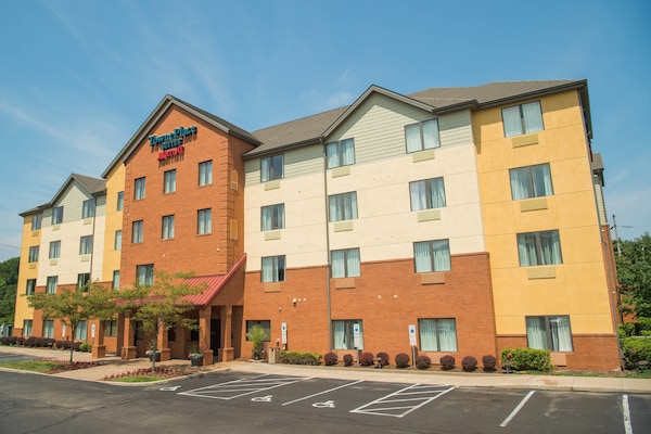 Towneplace Suites Erie