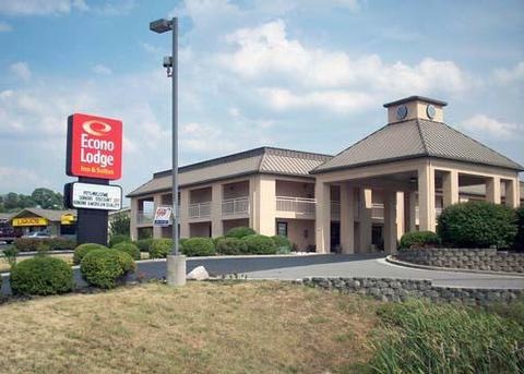 Econo Lodge Inn & Suites East Knoxville