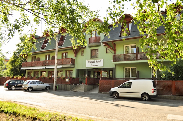 Hotel Hajnal