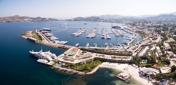 Yalıkavak Marina Beach