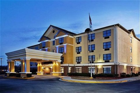 Holiday Inn Express Hotel & Suites Byron, An Ihg Hotel