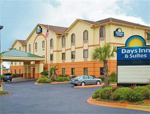 Days Inn & Suites by Wyndham Prattville-Montgomery