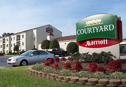 Hotel Courtyard Fayetteville