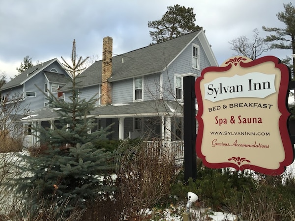 The Sylvan Inn