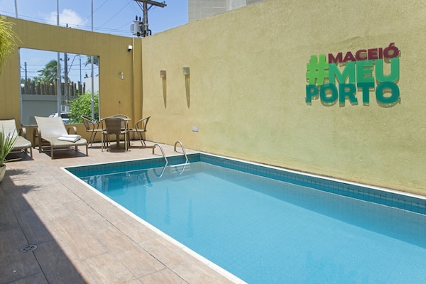 Hotel Porto Maceio
