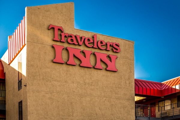 Travelers Inn - Phoenix