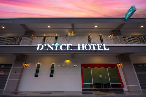 D'Nice Hotel