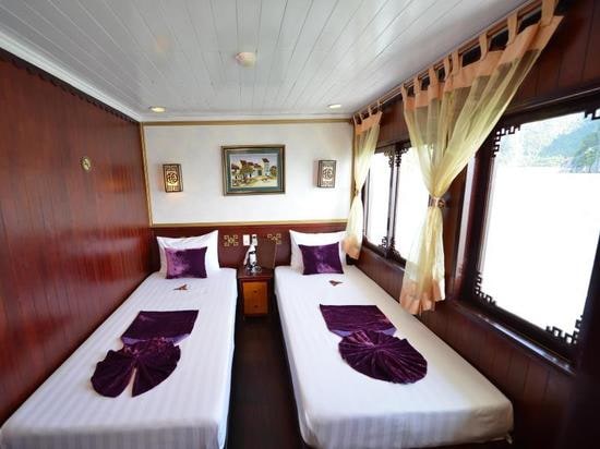 Imperial Legend Cruise Halong Bay