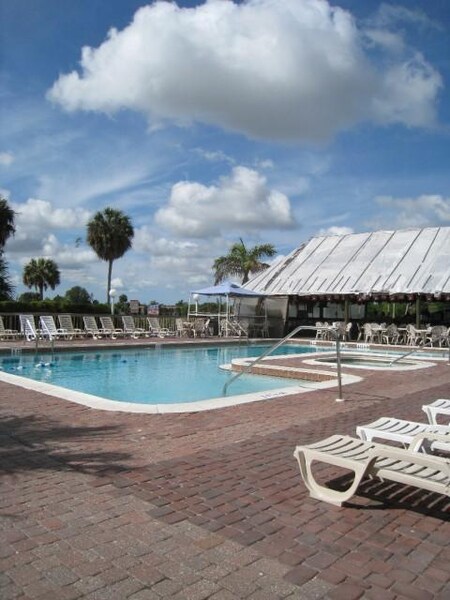 Hotel Quality Inn & Suites Golf Resort