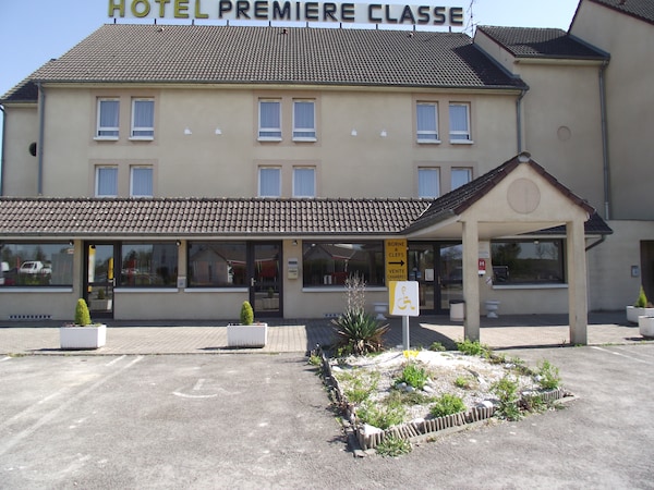 Hotel Classe Troyes - La Chapelle Saint Luc