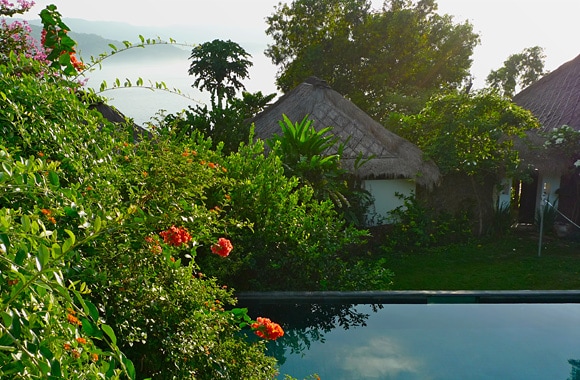 Hotel Bloo Lagoon Village