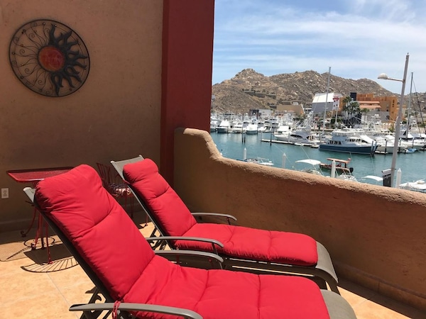 Apartment 74 m from the center of Cabo San Lucas with Internet, Pool, Air conditioning, Parking (643593