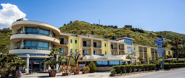 Hotel La Tonnara