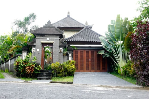 Swan Keramas Bali Villas