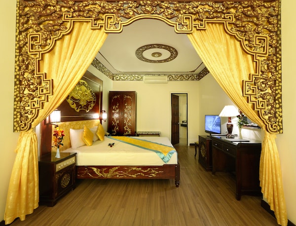 Hotel Thanh Lich