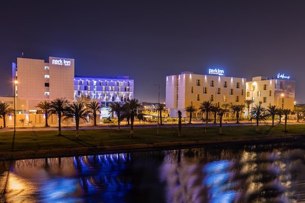 Radisson Hotel and Apartments, Dammam Industrial City