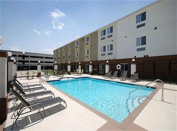 Candlewood Suites Houston Westchase - Westheimer, An Ihg Hotel