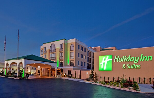 Holiday Inn Springfield - I-44
