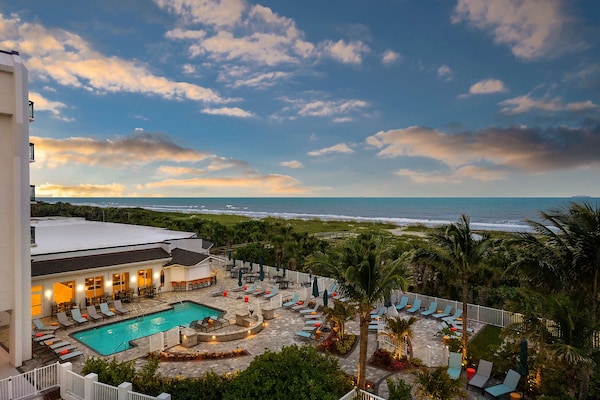 Hilton Garden Inn Cocoa Beach Oceanfront