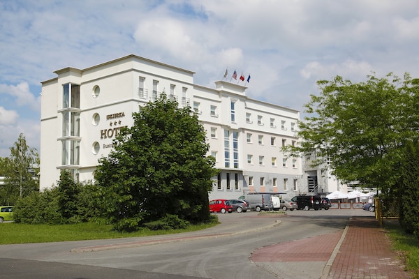 Hotel Iskierka Business & Spa
