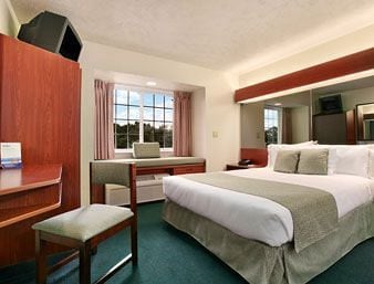 Microtel Inn and Suites Manistee