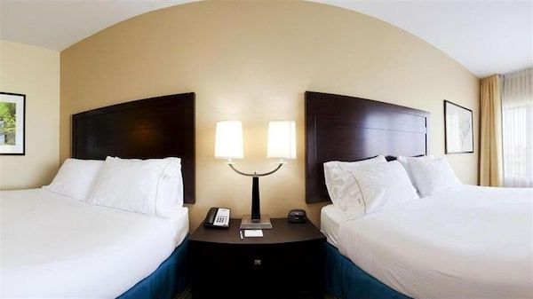Holiday Inn Express- Waterloo/Cedar Falls, an IHG Hotel