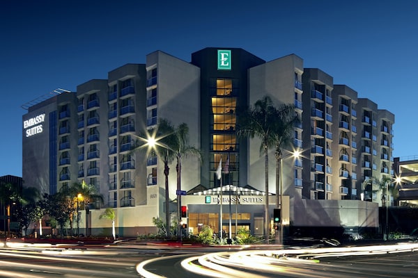 Embassy Suites by Hilton Los Angeles-Intl Airport North