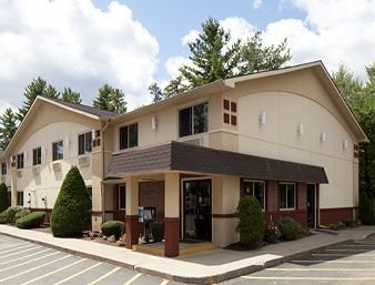 Super 8 by Wyndham Queensbury Glens Falls