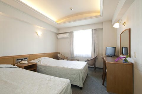 Okinawa Island Hotel