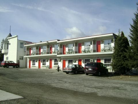 Almo Court Motel