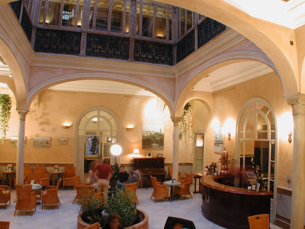 Hotel Alabardero