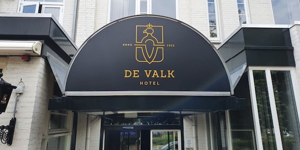 Hotel De Valk
