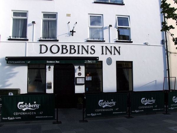 Dobbins Inn