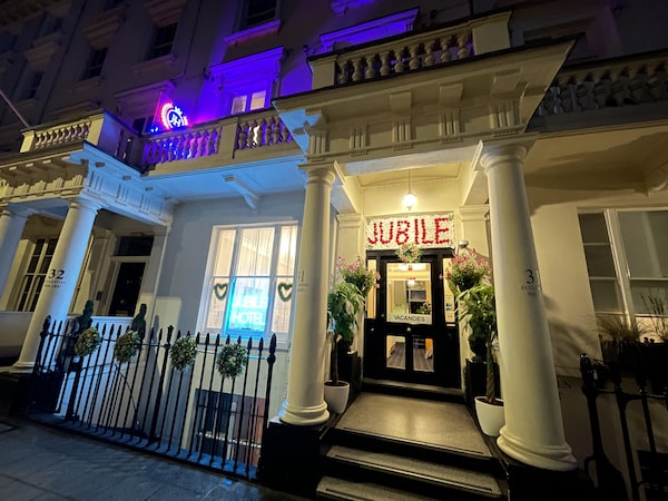 JUBILEE HOTEL VICTORIA