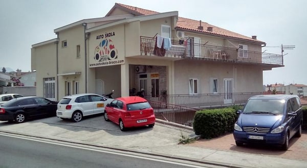 Apartments Mirjana