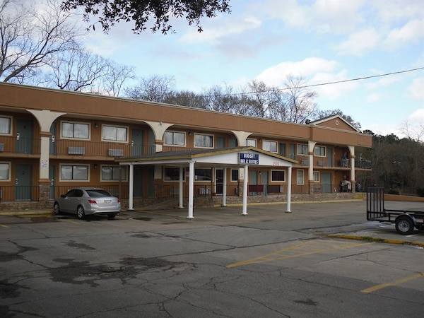 Budget Inn And Suites Crowley