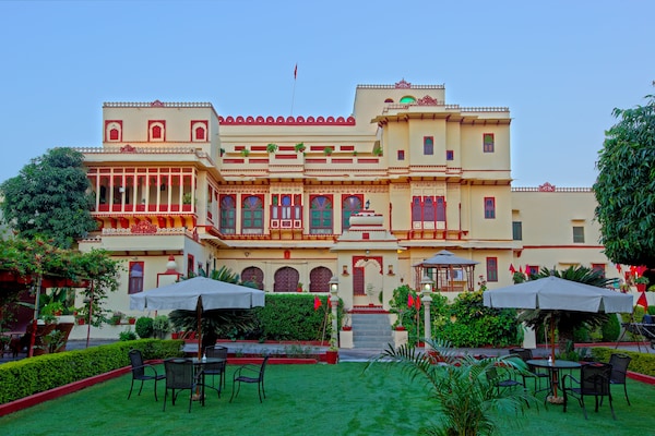 Hotel Fort Dhariyawad
