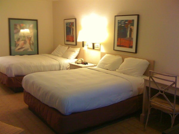 Travelodge by Wyndham Houston Hobby Airport