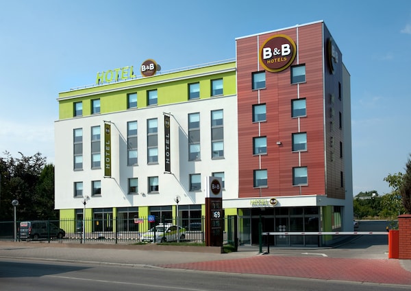 B&B Hotel Warszawa-Okęcie