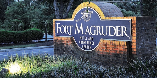 Fort Magruder Hotel & Conference Center`
