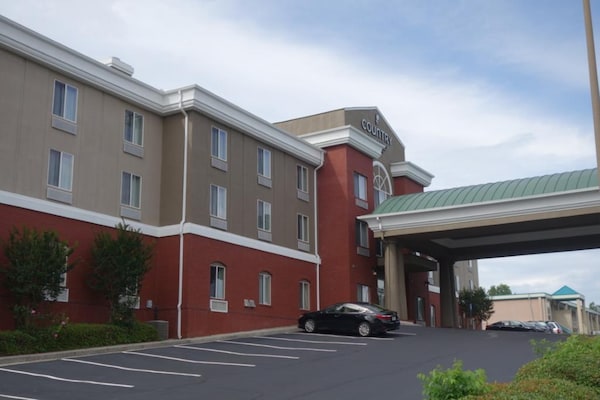 Country Inn & Suites By Radisson, Commerce, Ga Near Sk Battery Plant