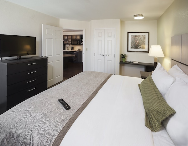 Candlewood Suites Memphis East