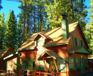 Golden Bear Cottages Resort